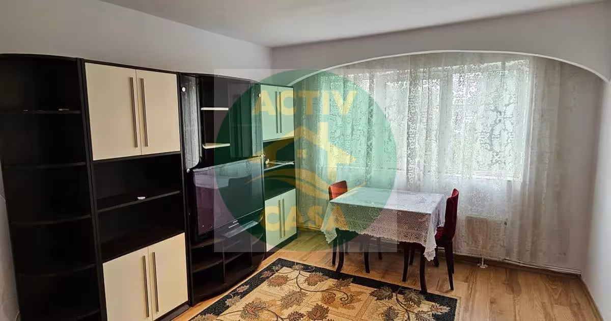 Apartament nedecomandat cu 2 camere în zona Est, Roman preț 1.000 RON + TVA / lună