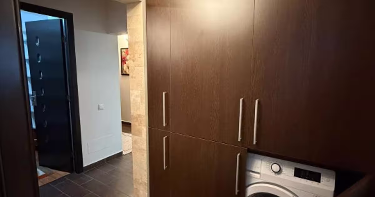 Apartament decomandat cu 3 camere în zona Micro 16, Satu Mare