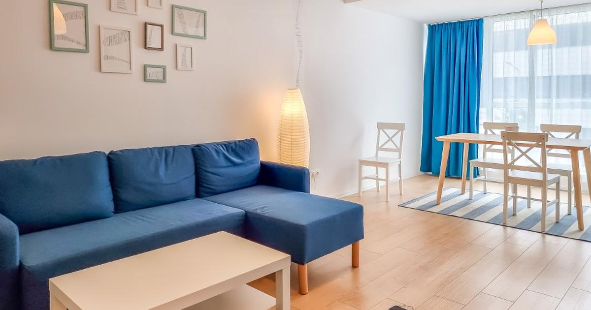 Proprietar. Bloc nou. Atria. Piscina. Parcare. Mobilat. Utilat. English. Deutsch