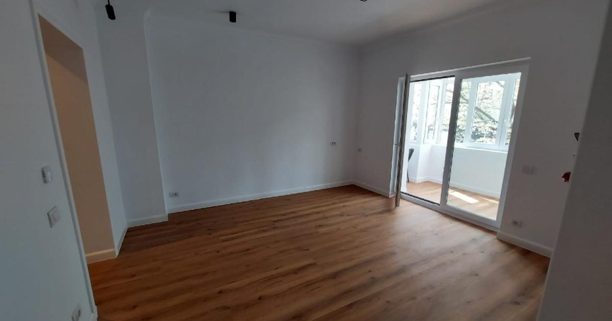 Apartament semidecomandat cu 3 camere în zona Dorobanți, Sector 1