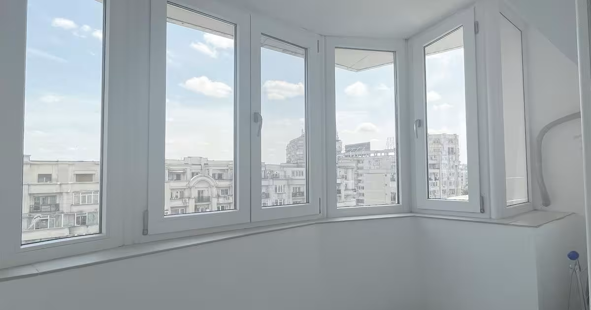 Apartament decomandat cu 3 camere în zona Decebal, Sector 3