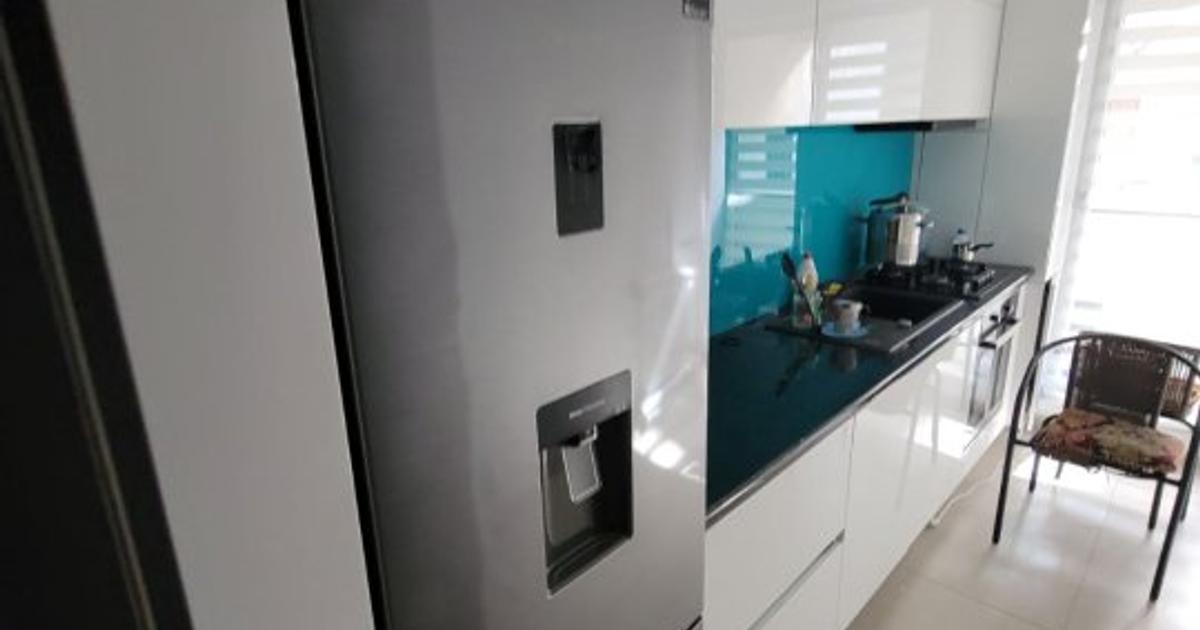 Inchiriez apartament 2 camere lux  spatios; parc si metrou, bloc nou