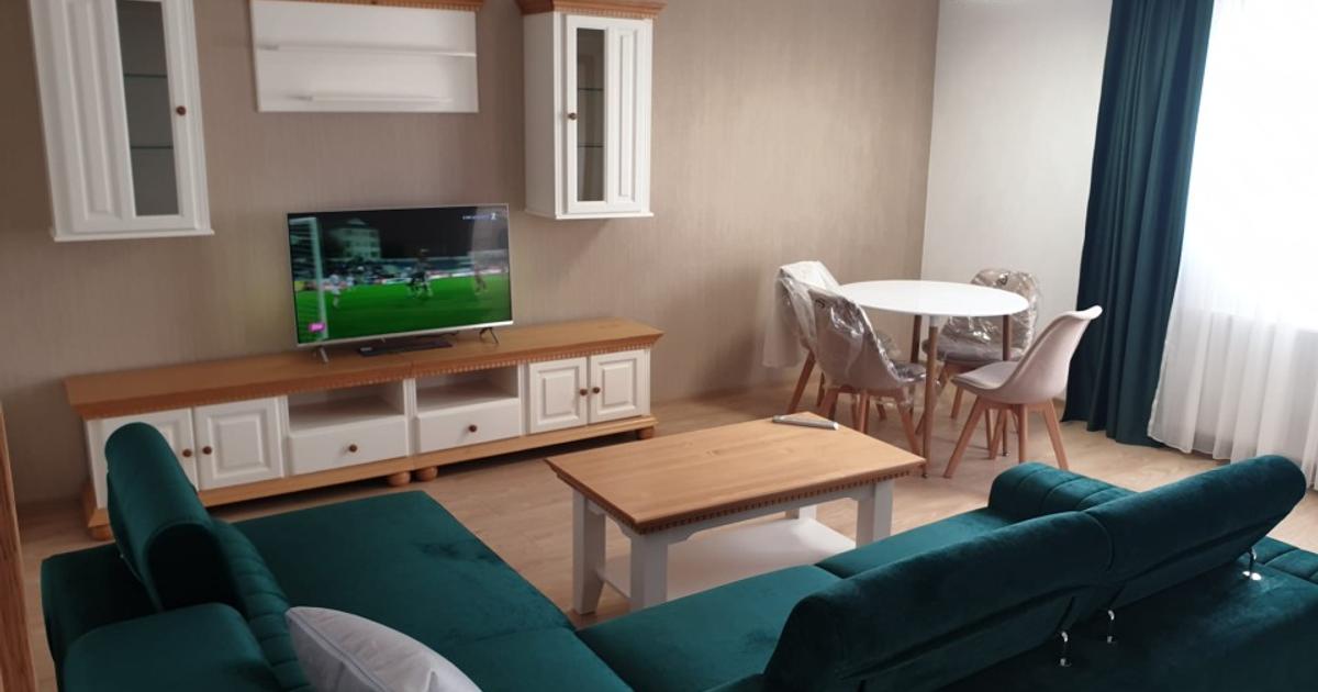 Apartament 100 mp  Sub Arini - curte  -  ideal locuire / activitate profesională
