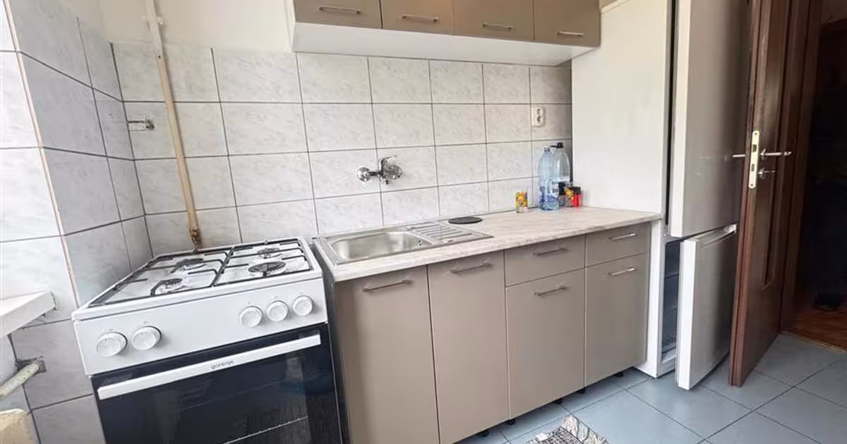 Apartament decomandat cu 4 camere în zona Cedonia, Sibiu
