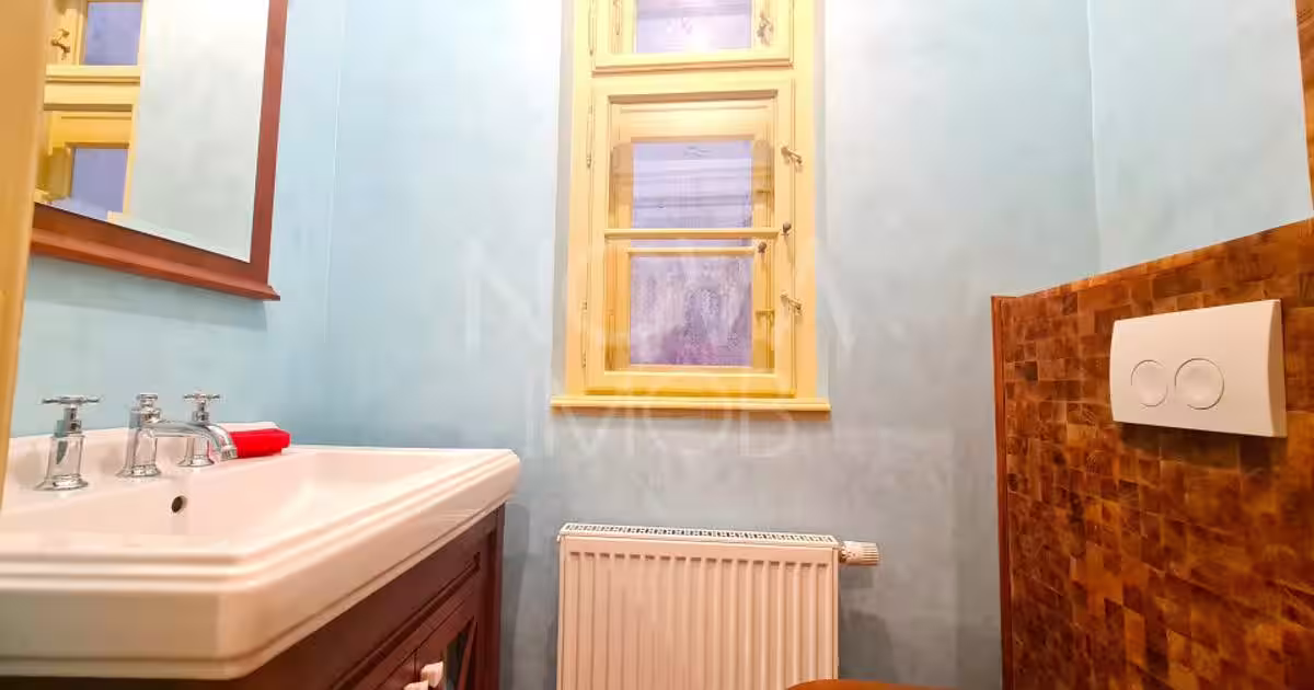 Apartament decomandat cu 4 camere în zona Central, Sibiu