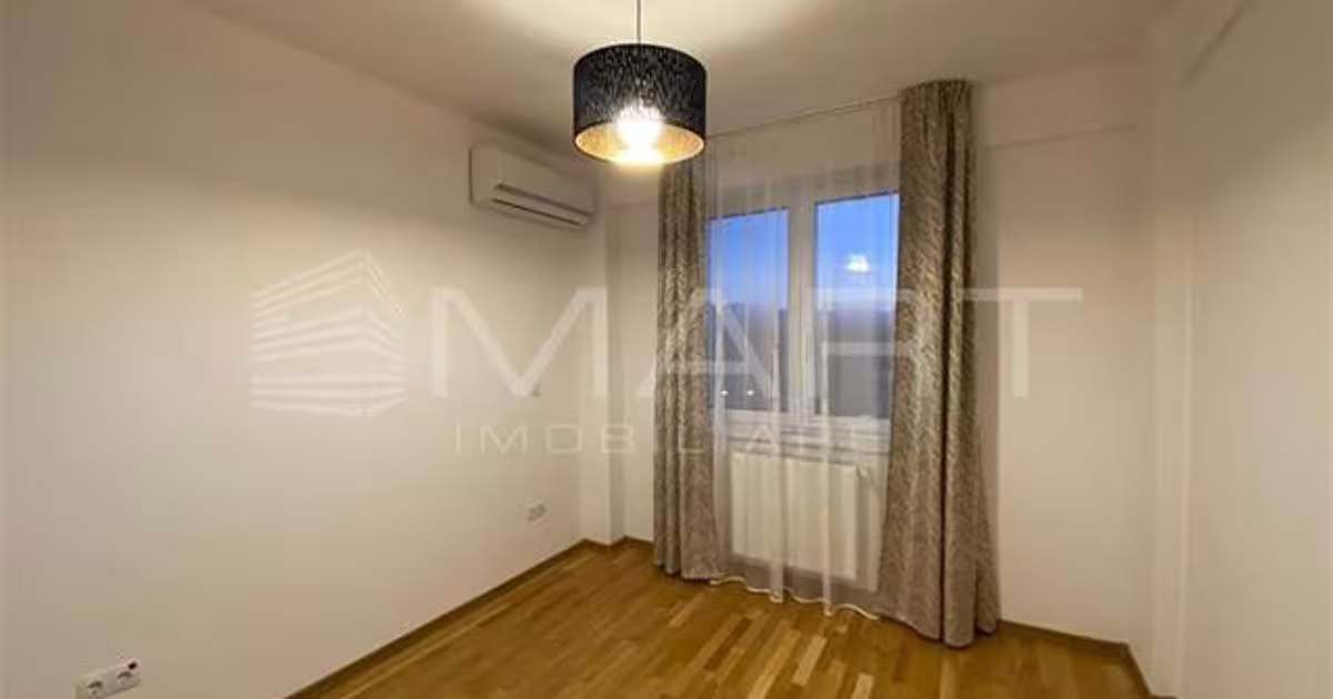 Apartament decomandat cu 4 camere în zona Mihai Viteazul, Sibiu