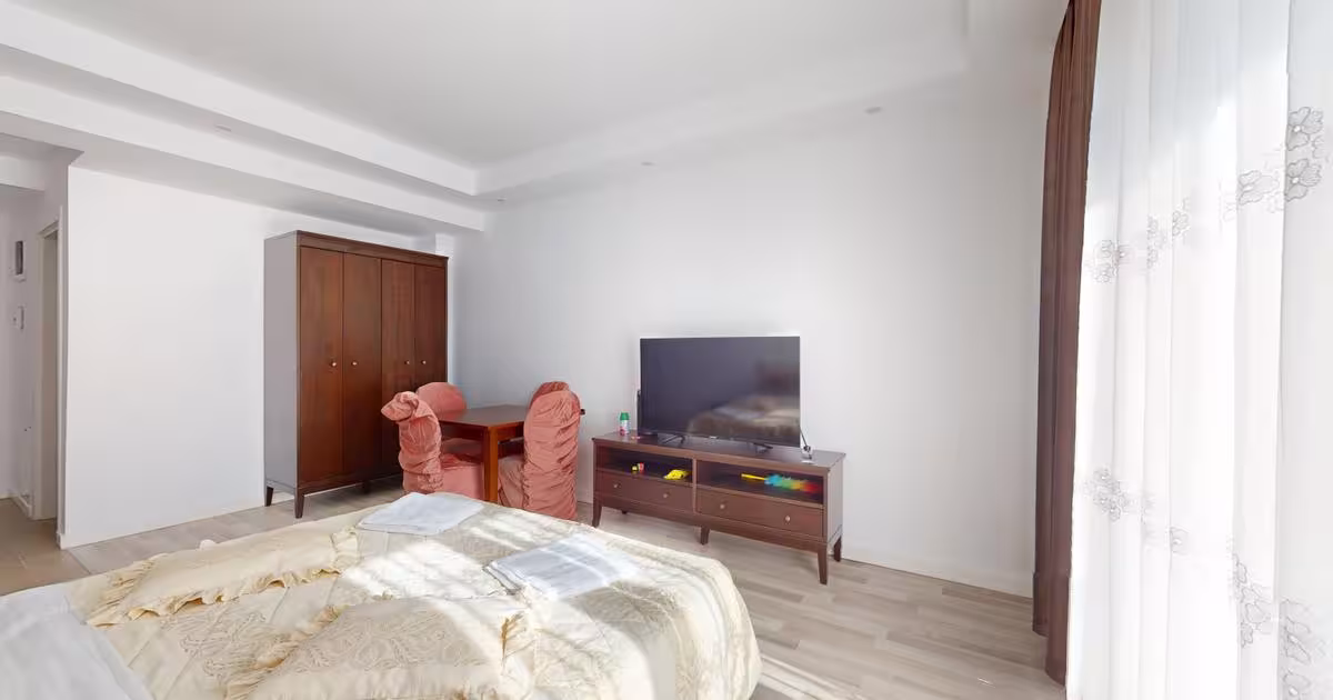 Apartament decomandat cu 2 camere în Ștefăneștii de Jos