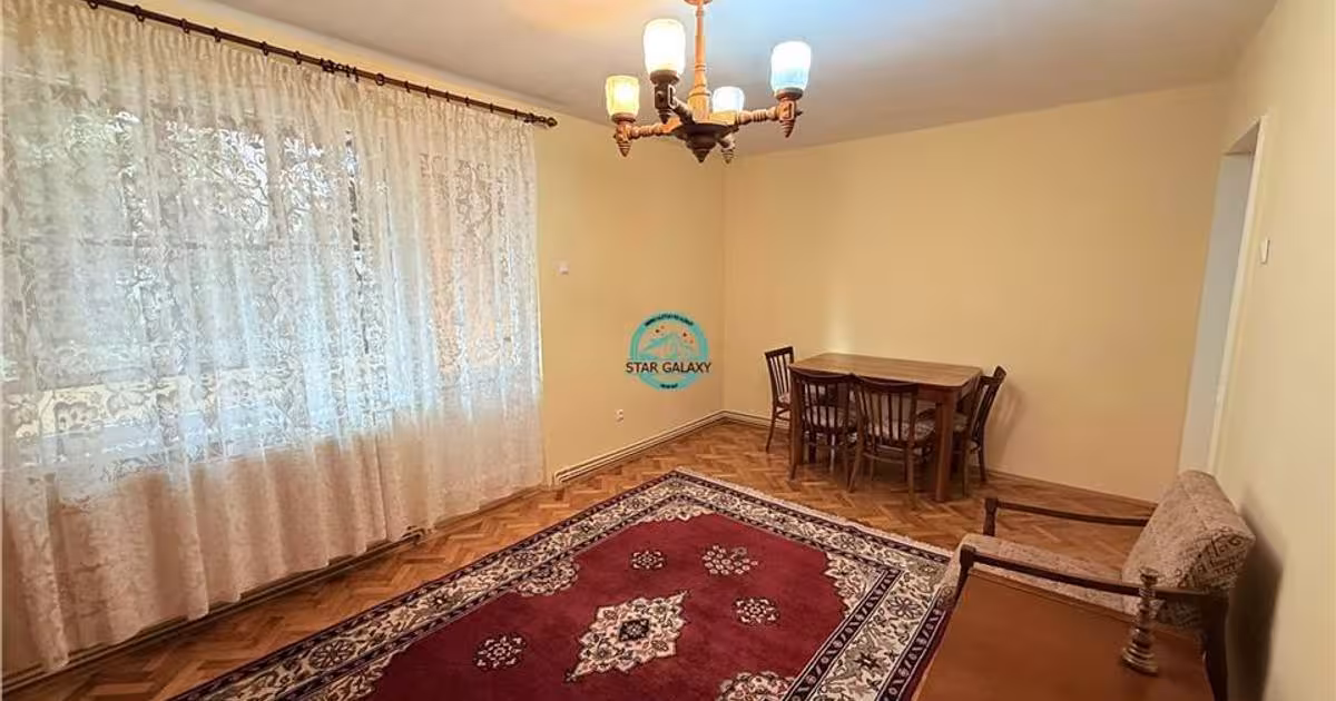 Apartament decomandat cu 4 camere în zona 1 Decembrie 1918, Târgu Mureș