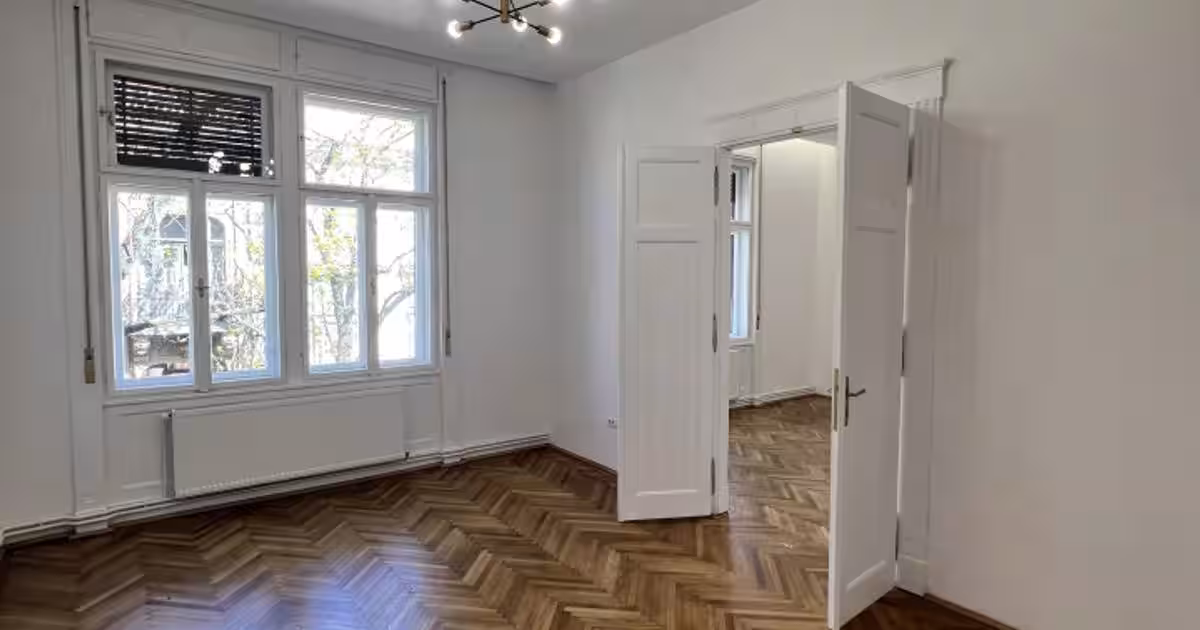 Comision 0 - Neptun - Parcul Regina Maria - pretabil birouri/rezidential