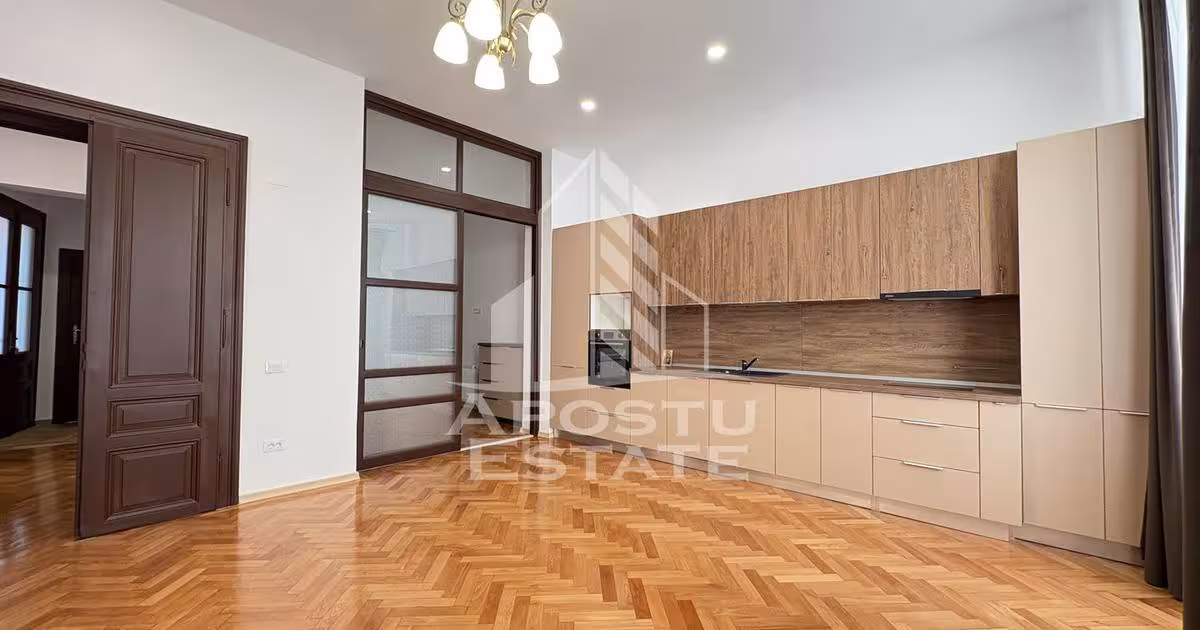 Apartament circular cu 3 camere în zona P-ța Maria, Timișoara