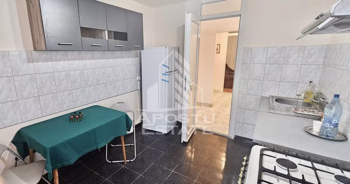 Apartament decomandat cu 4 camere în zona Steaua, Timișoara