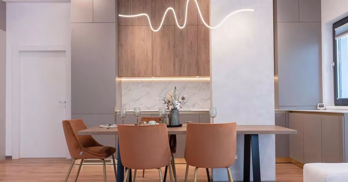 Apartament cu 4 camere în Tunari