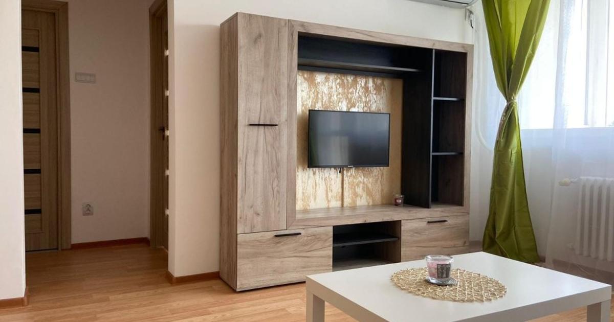 Ap,3 Camere lux- Inchiriere P-ta Victoriei Guvern-Metrou Victoriei- Comision 0%-