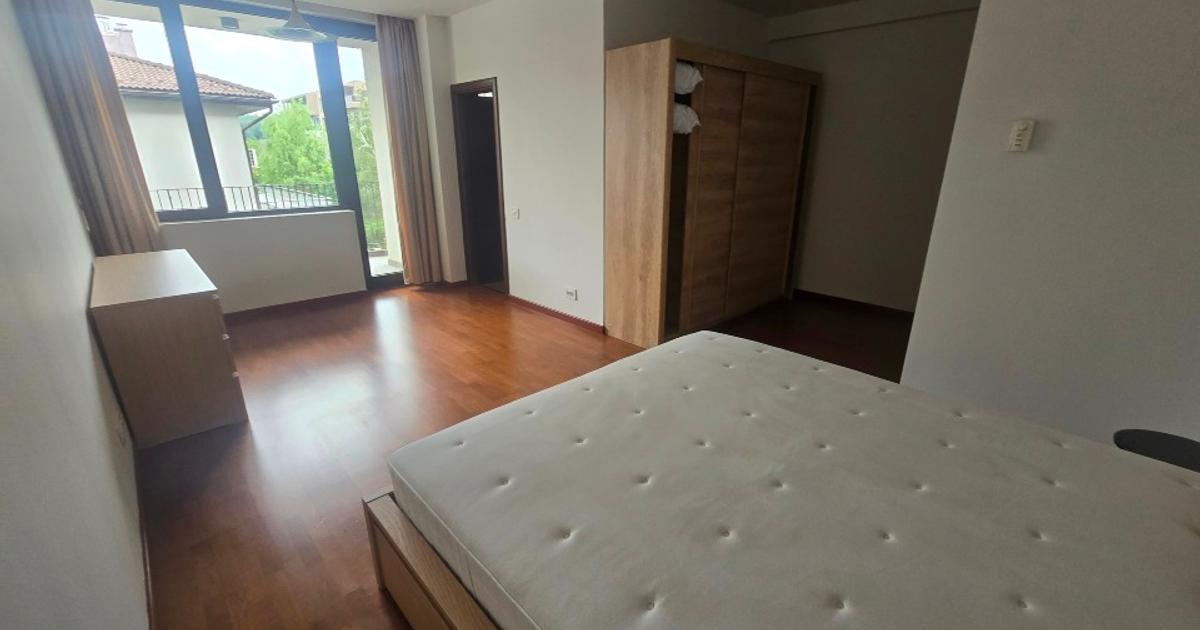 Apartament decomandat cu 3 camere în Voluntari