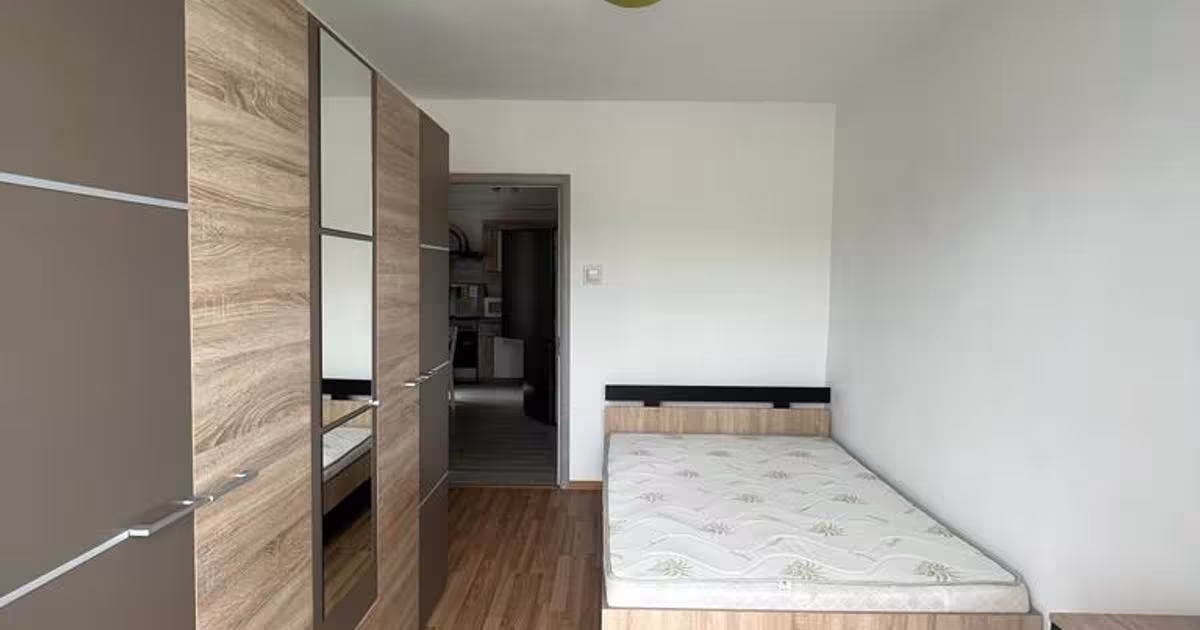 Apartament decomandat cu 3 camere în zona Est, Zalău