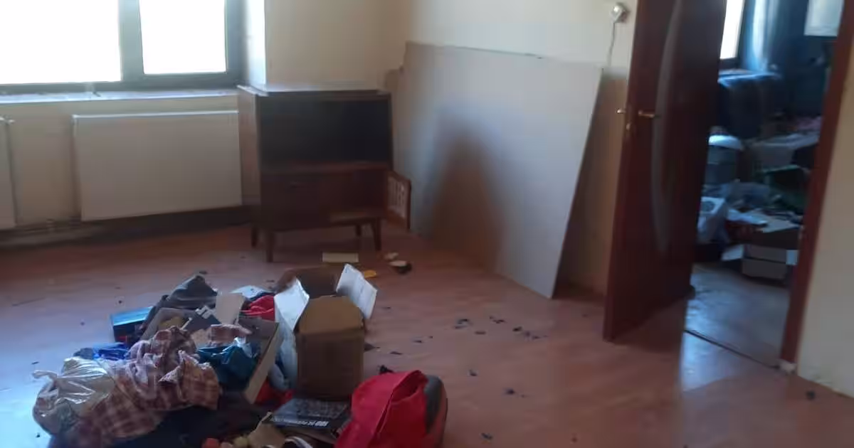 Apartament semidecomandat cu 3 camere în Azuga
