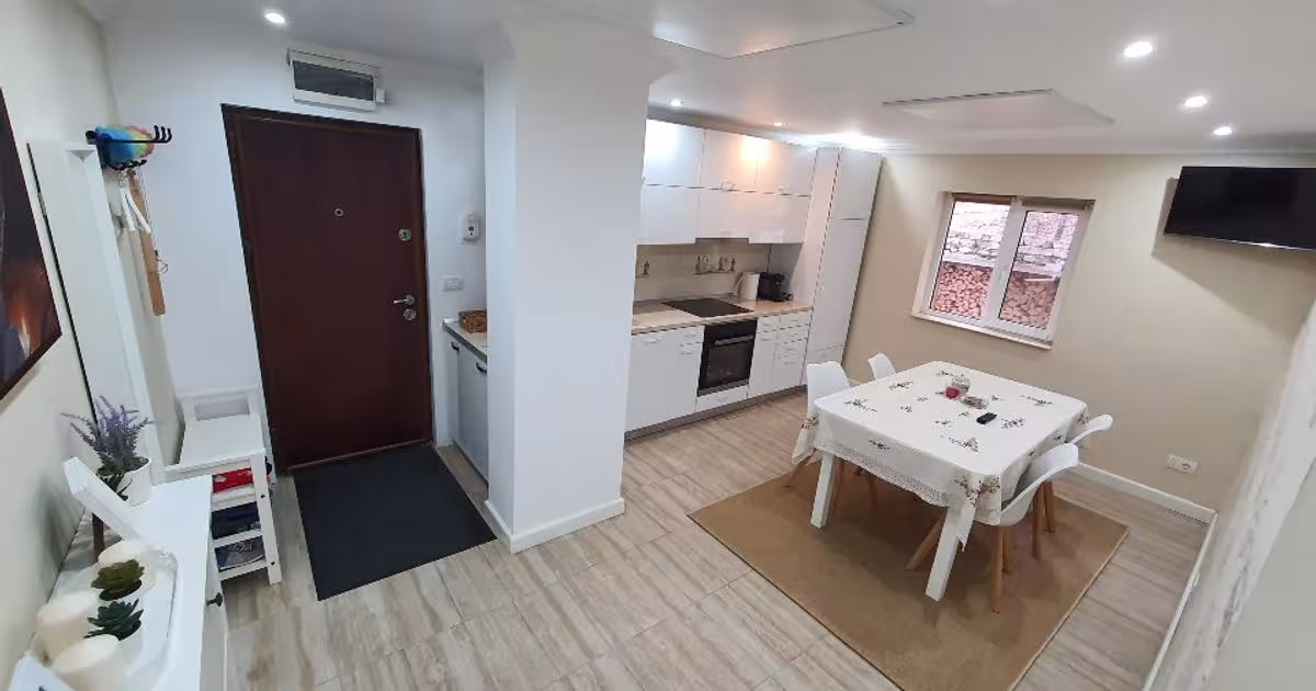 Apartament 55 mp cu 2 camere în zona Central, Băile Herculane
