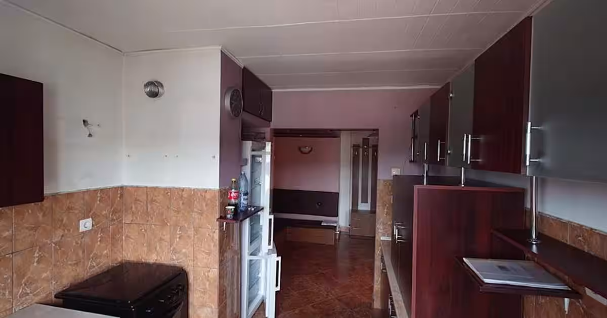 Apartament decomandat cu 3 camere în zona Ultracentral, Brad