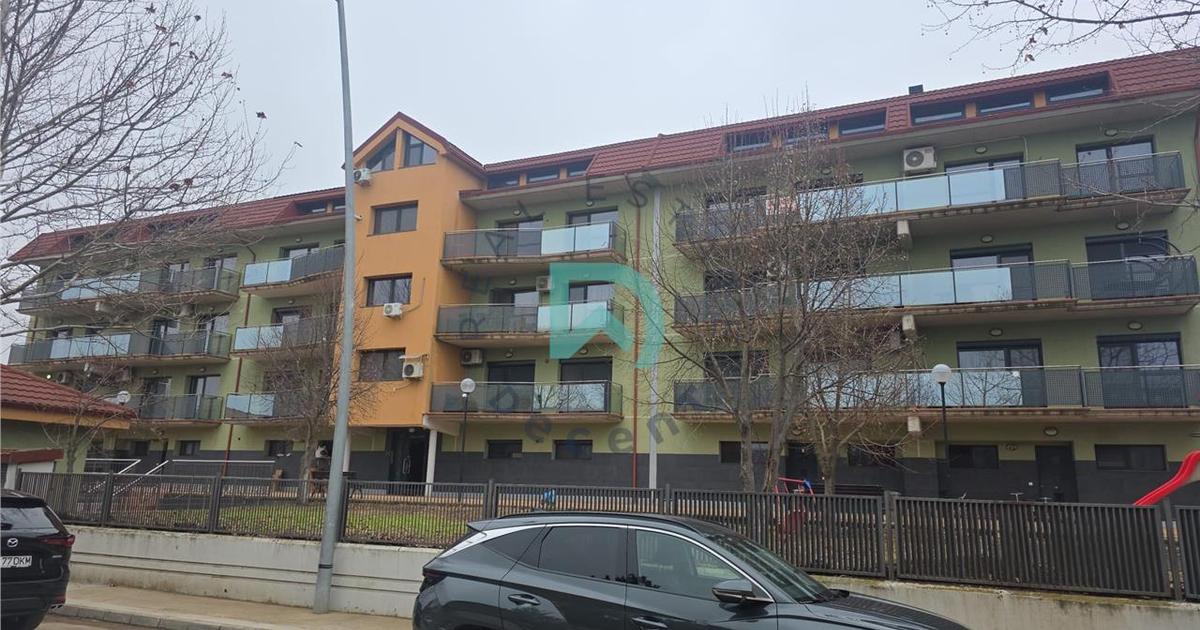 Apartament decomandat cu 3 camere în zona Vest, Brăila