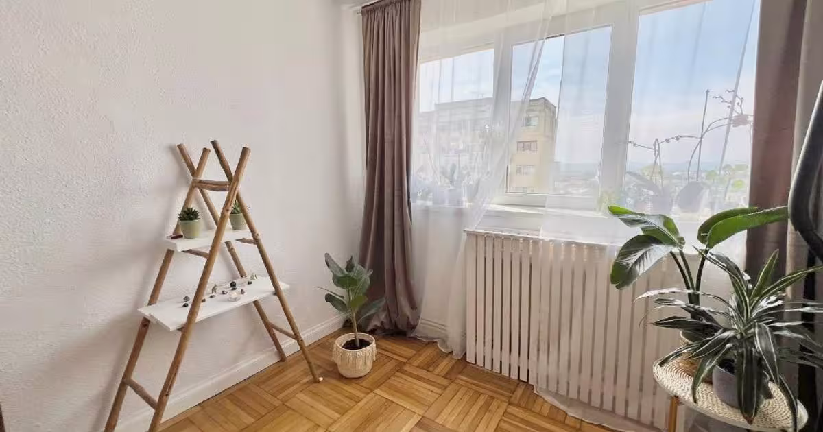 Apartament decomandat cu 3 camere în zona Crig, Buzău