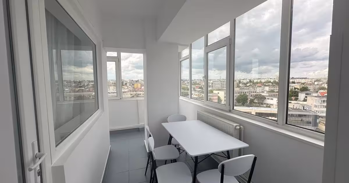 Apartament decomandat cu 4 camere în zona Dacia, Constanța