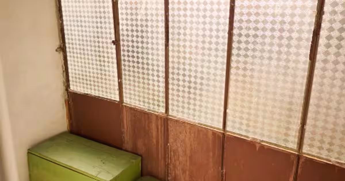 Apartament semidecomandat cu 2 camere în zona Central, Cugir