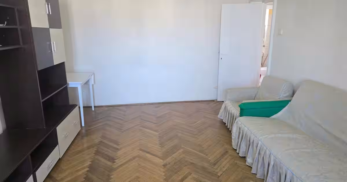 Apartament decomandat cu 2 camere în zona Bălcescu, Deva