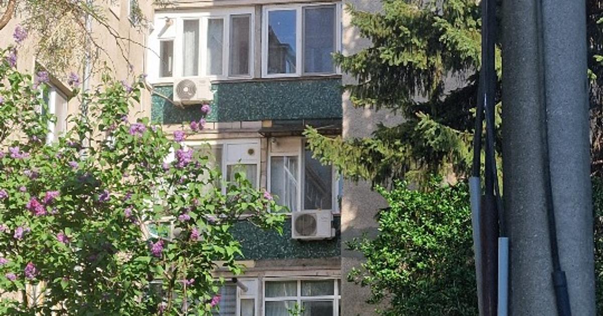 Apartament semidecomandat cu 4 camere în zona Piața Centrală, Deva