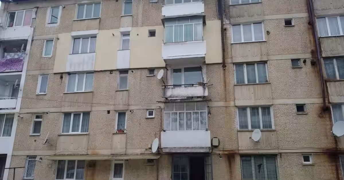 Apartament 3 camere Dodeni, Bicaz, jud. Neamt (licitatie)