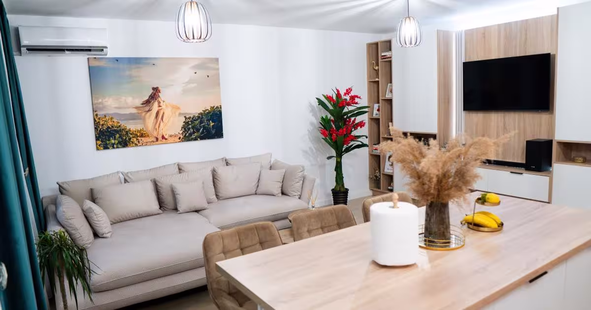 Apartament decomandat cu 2 camere în Dumbrăvița
