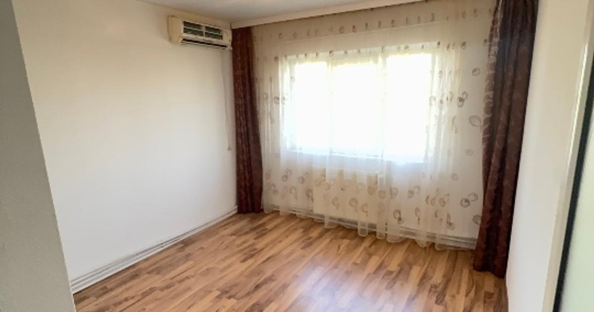 Apartament decomandat cu 3 camere în zona Micro 16, Galați