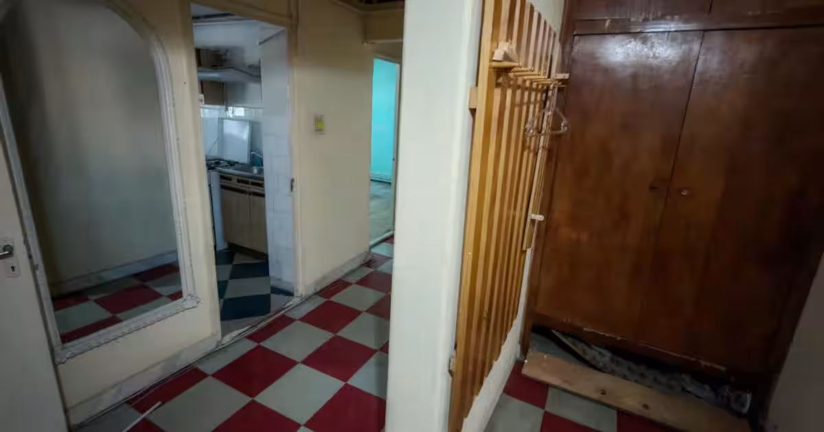Apartament decomandat cu 2 camere în zona Port, Galați
