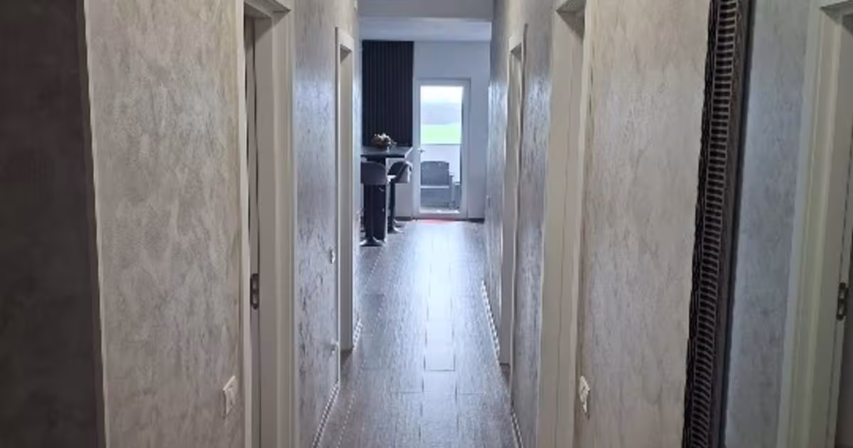Apartament decomandat cu 3 camere în Giarmata-Vii