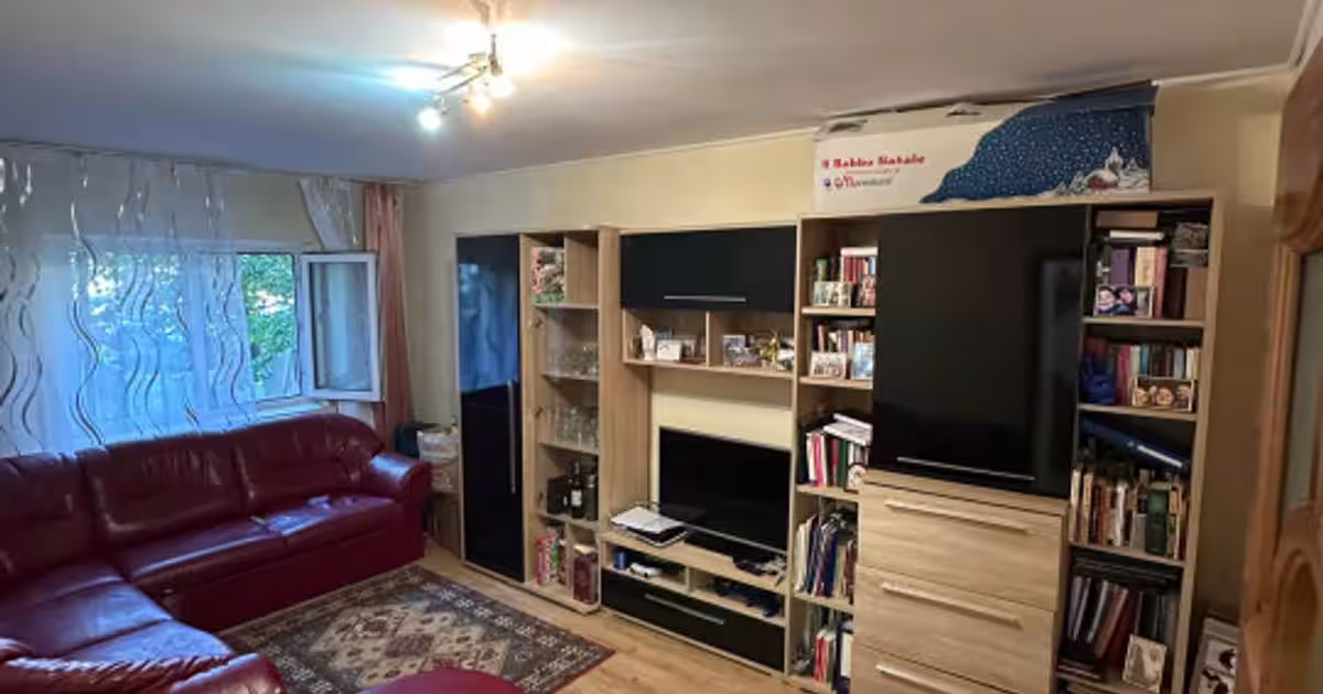 Apartament decomandat cu 3 camere în zona Canta, Iași