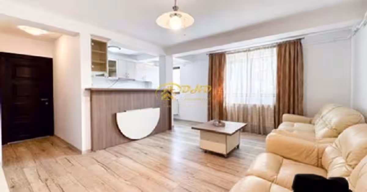 Oportunitate! Ultracentral - UMF, 3 camere liber, balcon generos