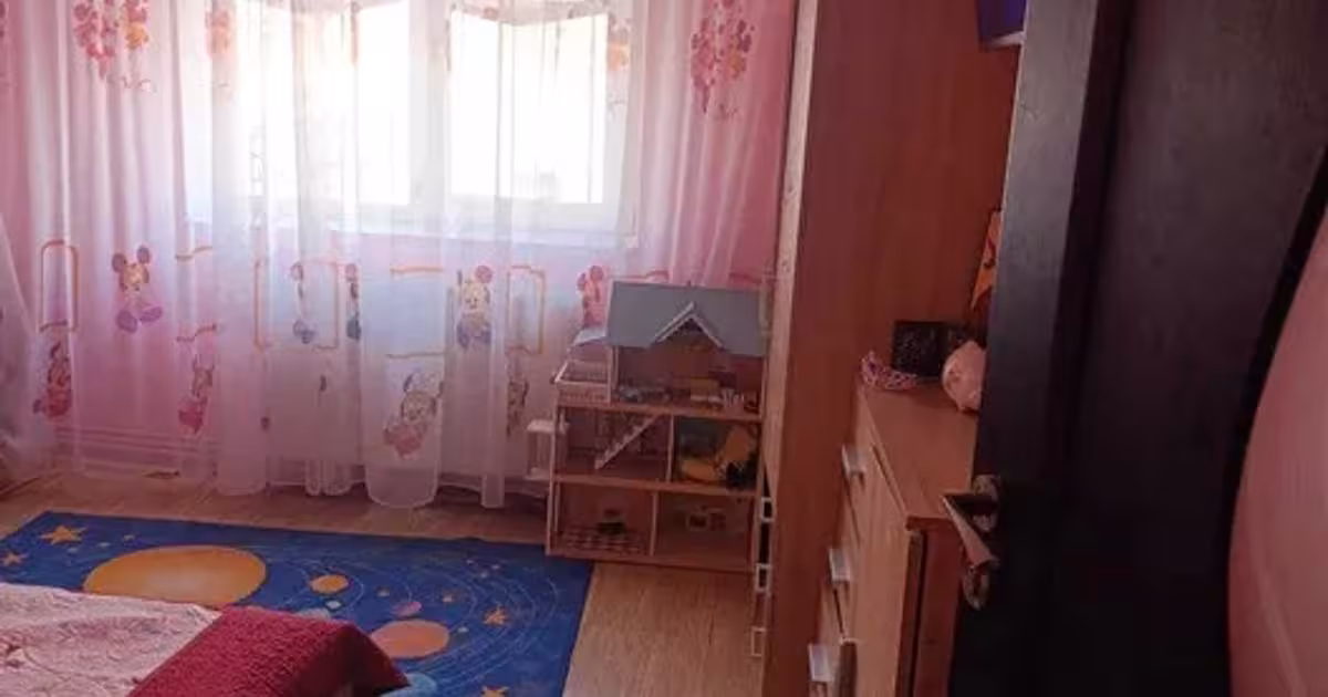 Apartament decomandat cu 3 camere în zona Metalurgie, Iași