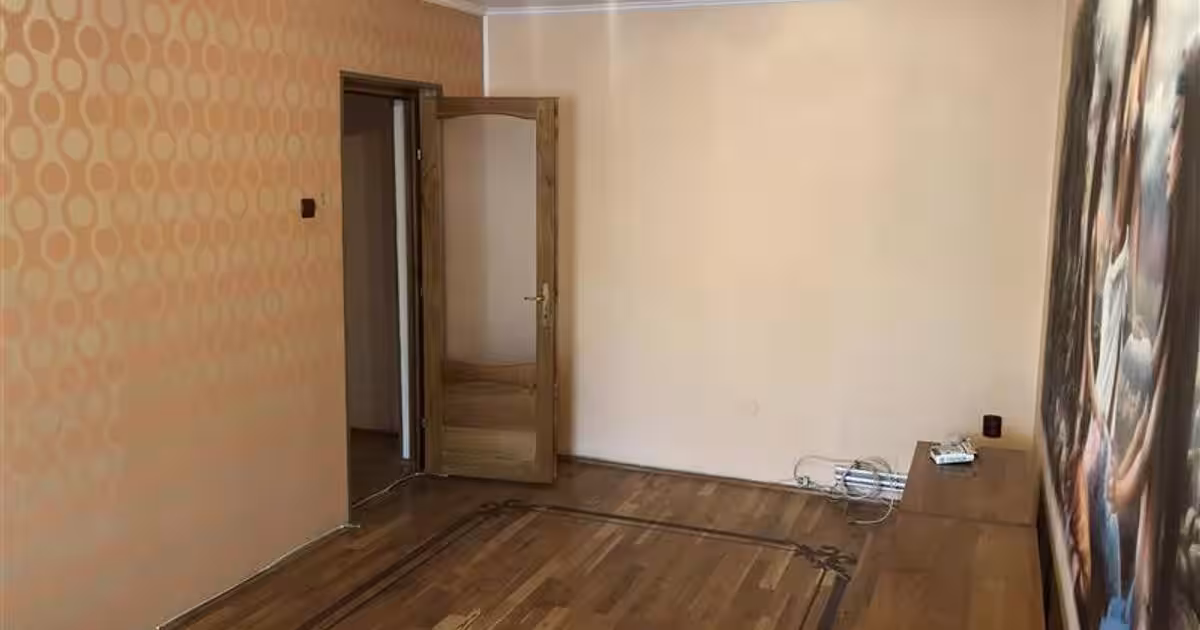 Apartament decomandat cu 4 camere în Luduș