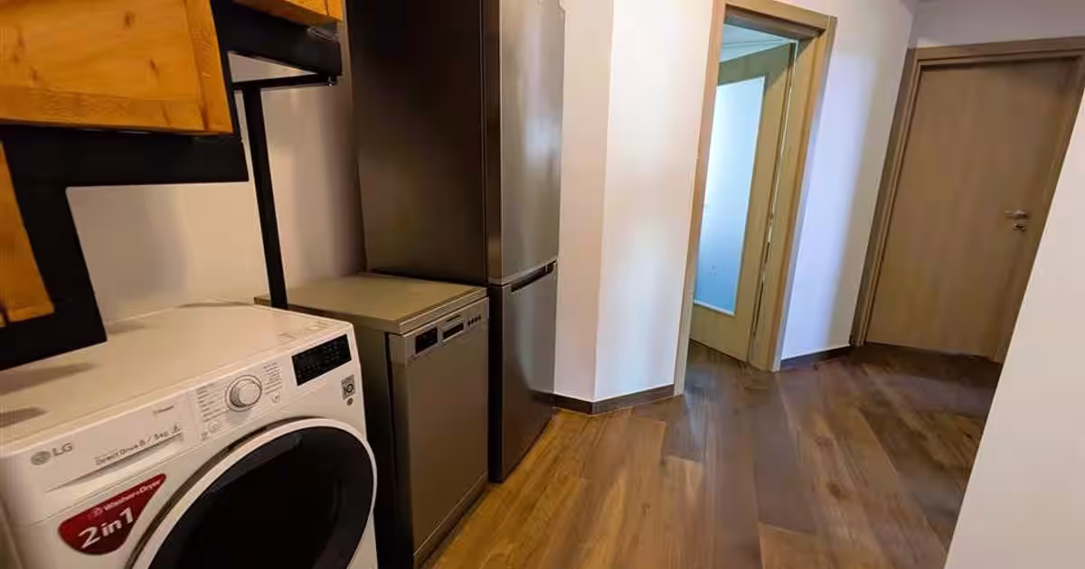 Apartament decomandat cu 3 camere în Lunca Cetățuii