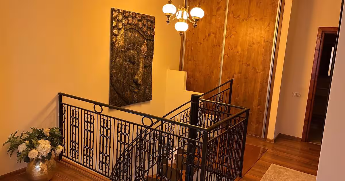 Apartament decomandat cu 3 camere în Mamaia