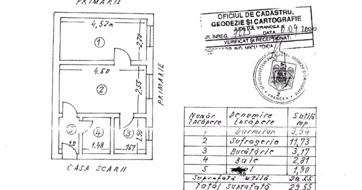 Apartament semidecomandat cu 2 camere în zona Central, Mărășești preț 50.000 RON + TVA