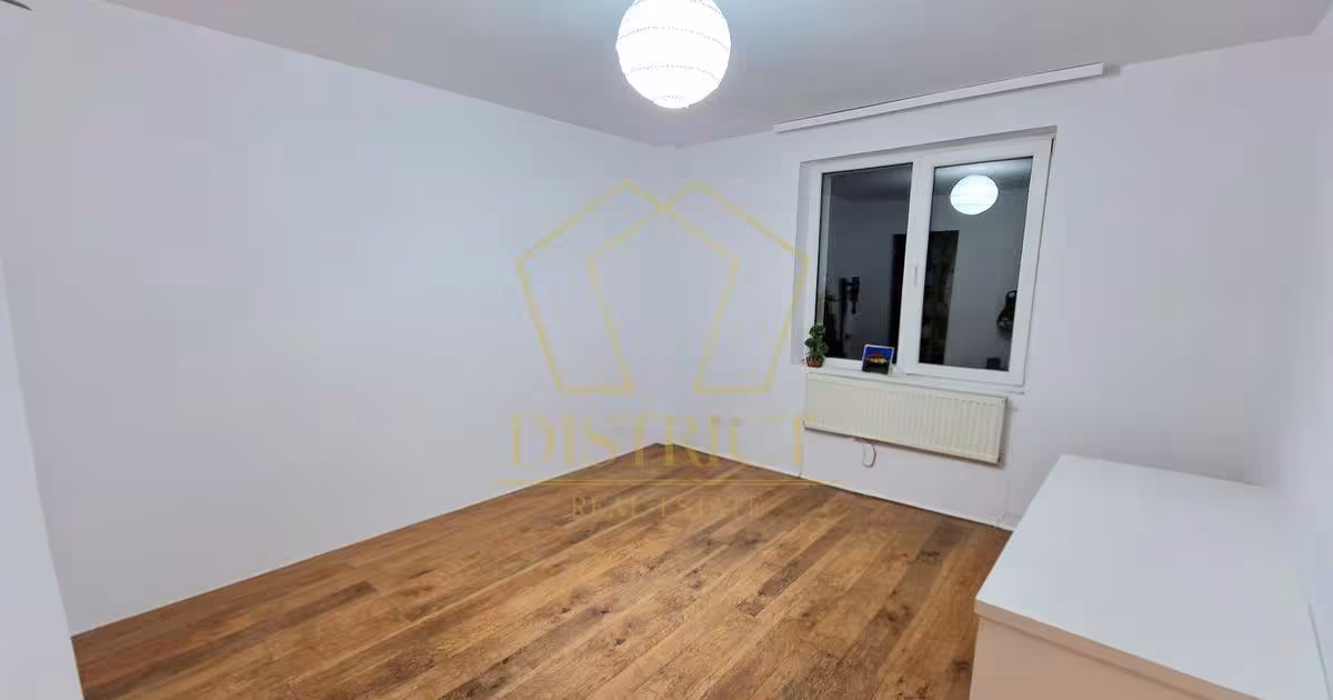 Apartament decomandat cu 3 camere în Moșnița Nouă