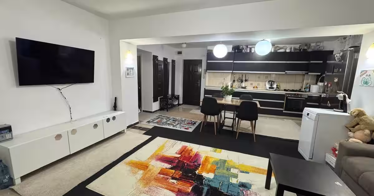 Apartament decomandat cu 3 camere în zona Gheorghe Doja, Ploiești