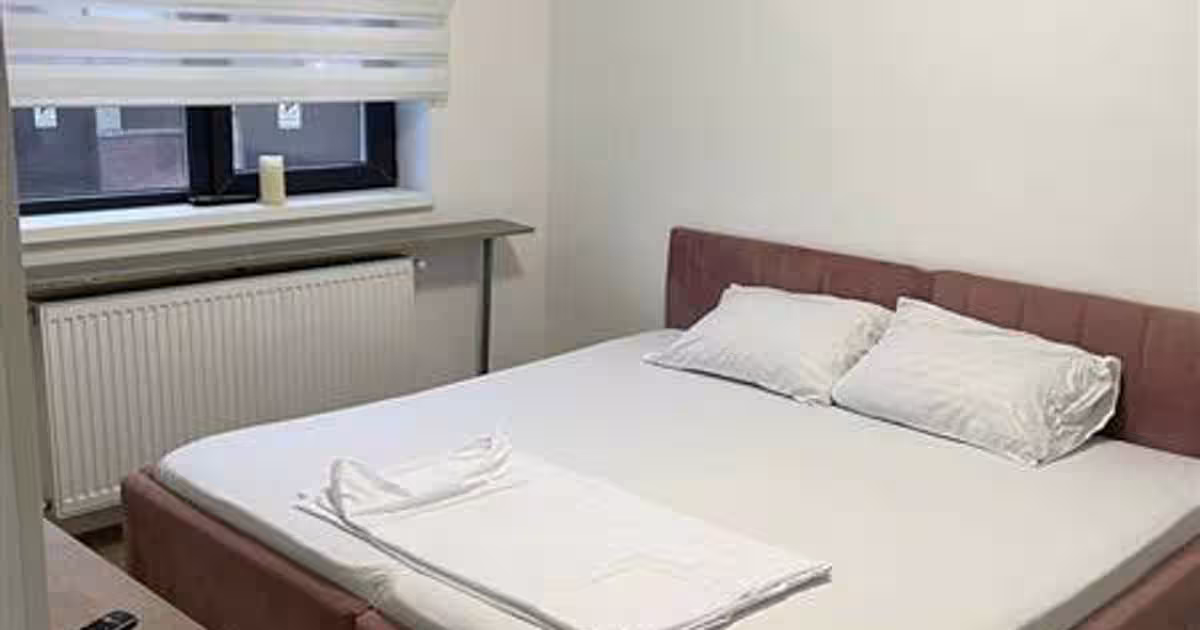 Apartament decomandat cu 3 camere în zona P-ța Mihai Viteazu, Ploiești
