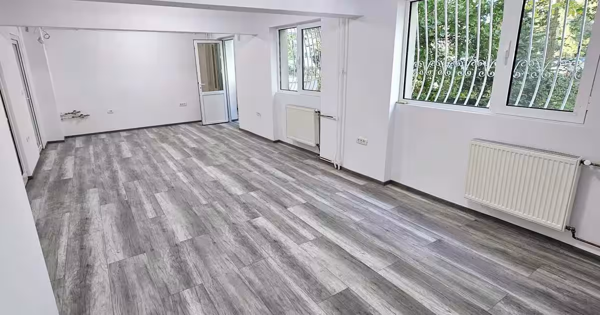 Apartament decomandat cu 3 camere în zona Republicii, Ploiești