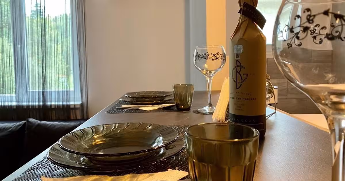 Apartament decomandat cu 2 camere în Praid