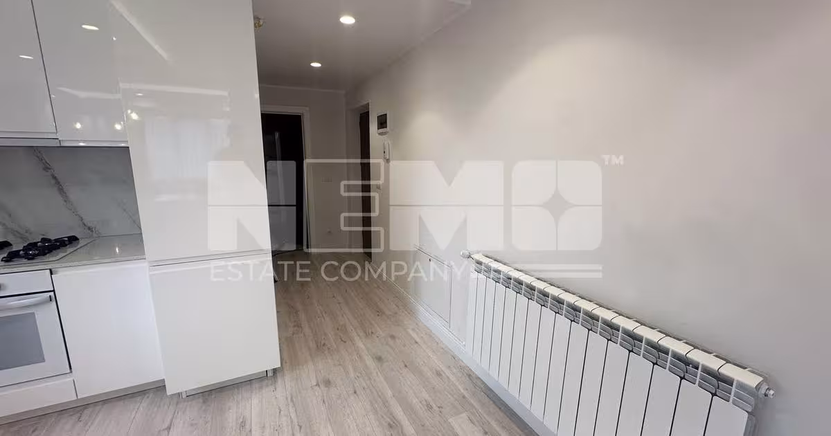 Apartament semidecomandat cu 3 camere în zona Exterior Sud, Rădăuți