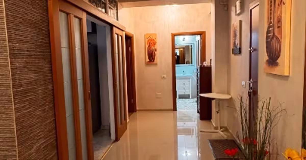 Vând apartament dotat și mobilat Militari Rezidence