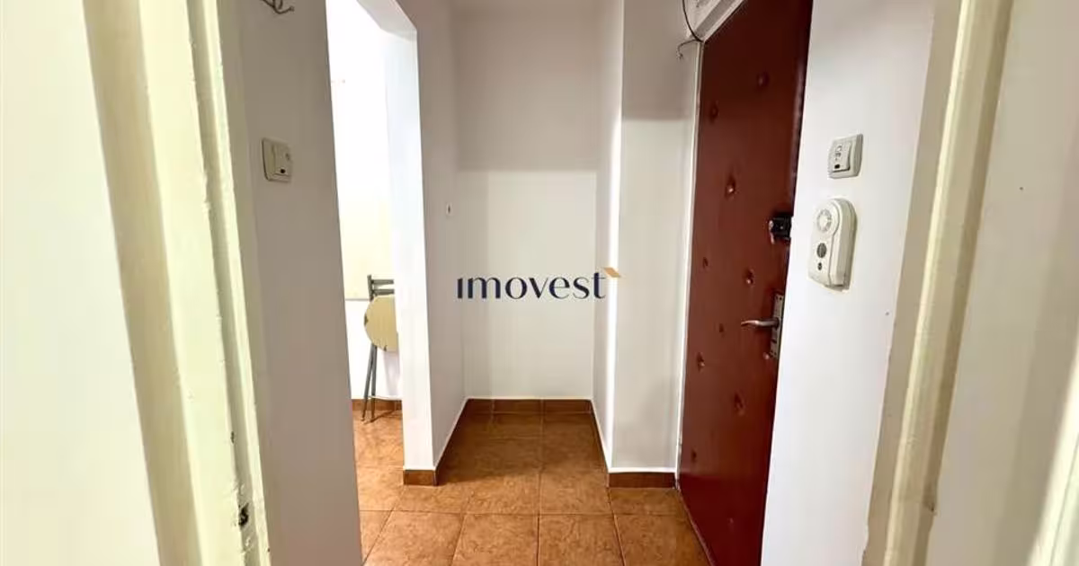 Apartament semidecomandat cu 2 camere în zona Carpați 1, Satu Mare