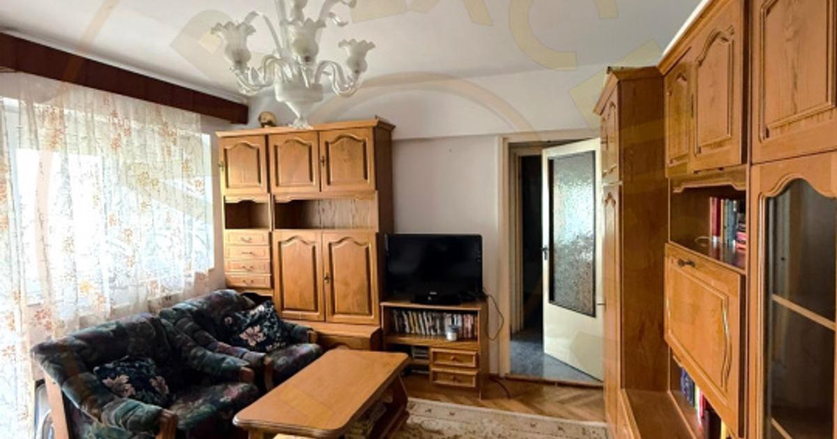 Apartament semidecomandat cu 2 camere în zona Central, Satu Mare