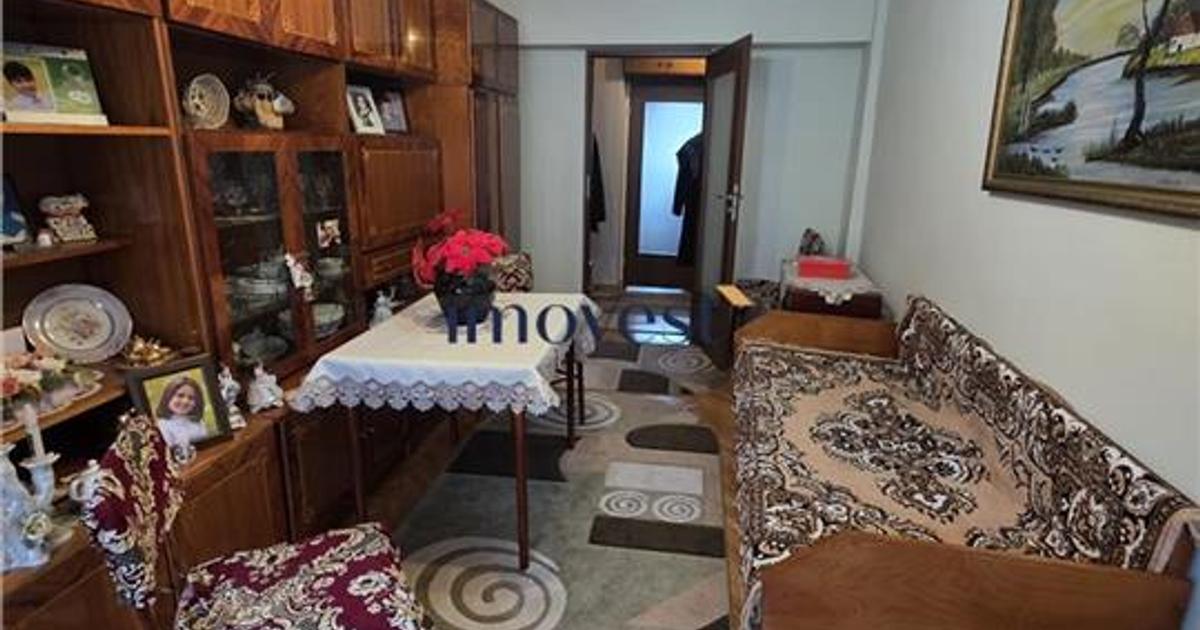 Apartament decomandat cu 4 camere în zona Micro 16, Satu Mare